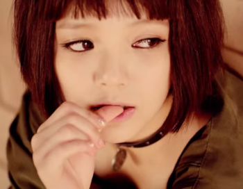 AOA　ジミン   GET OUT M V   YouTube.png